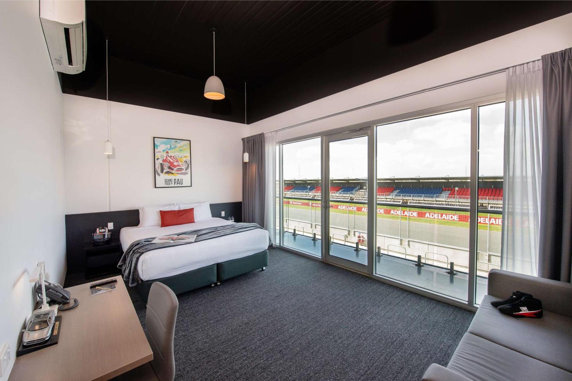Rydges Pit Lane Hotel Tailem Bend Ngoại thất bức ảnh